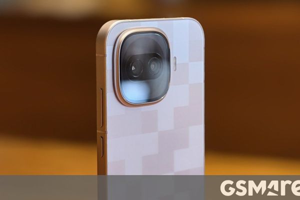 iQOO 15R hands-on review: A compact powerhouse with premium features