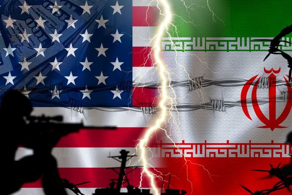 Iranian Intelligence-Backed Hackers Breach US Bank, Airport Networks