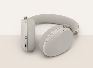 The Jabra Evolve3 85 over-ear headset. (Image source: Jabra)