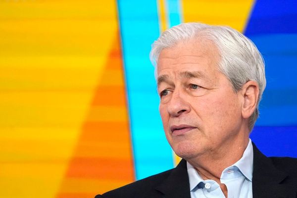Jamie Dimon Endorses Trillion-Dollar AI Capex Boom, Signaling Major Market Shift