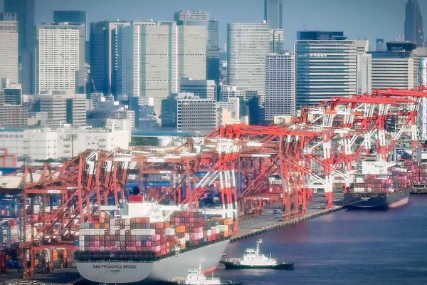 Japan's US Exports Drop for First Time Since 2020 Amid Trump Tariff Pressure
