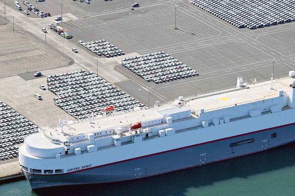 Japan's Car Exports to Middle East Decline Sharply Amid Regional Conflict