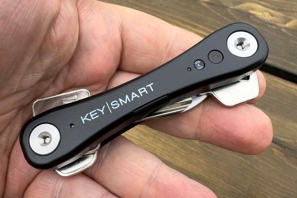 KeySmart iPro Review: The Tech-Integrated Key Organizer That Solves a Universal Problem