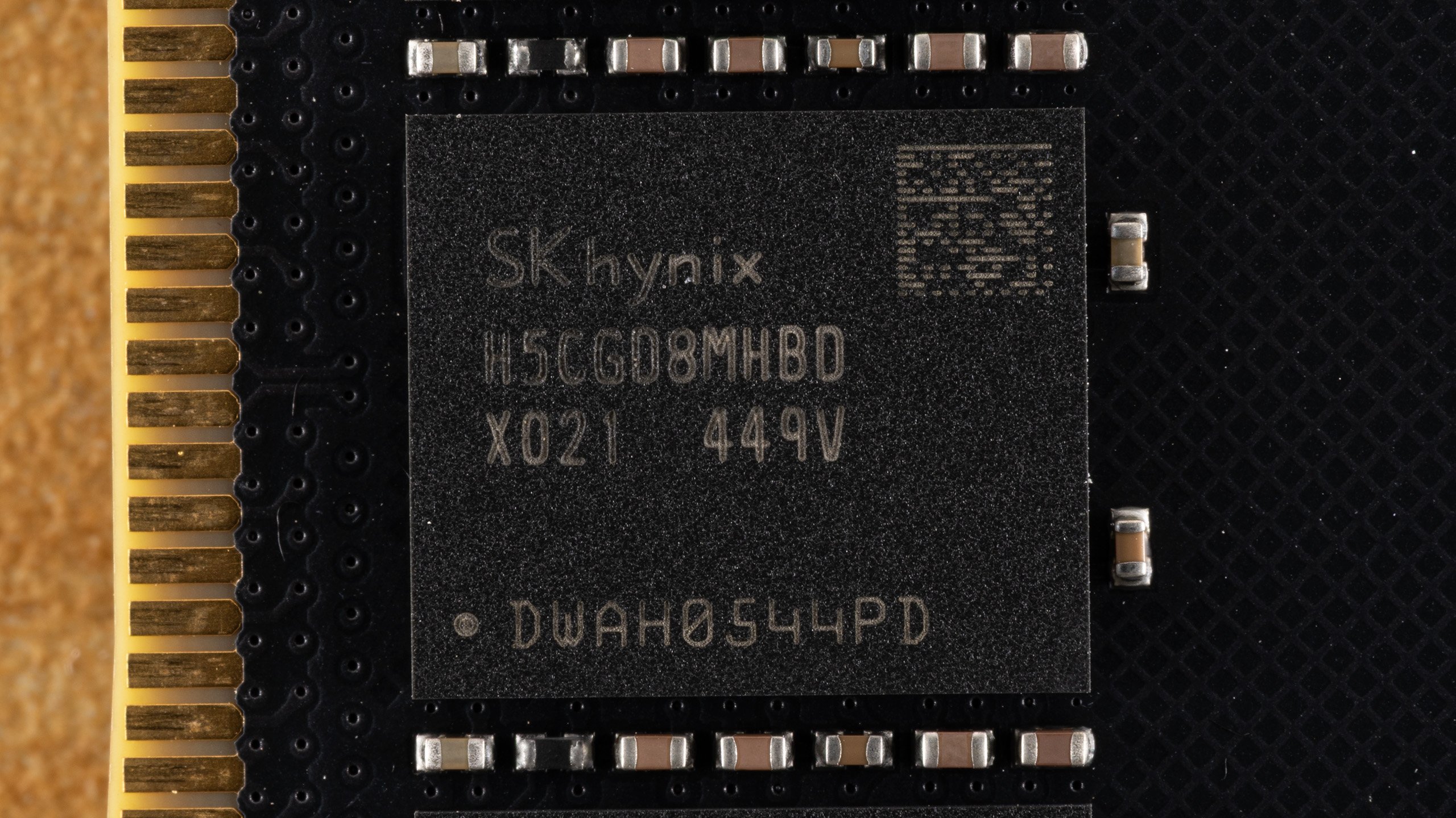 Klevv Cras V RGB DDR5-9600 C46