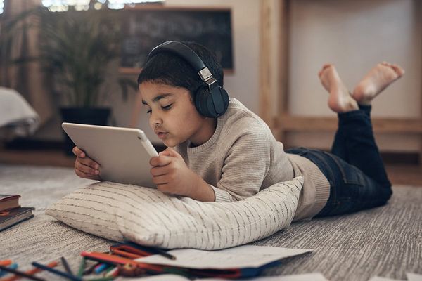 MIT Study Shows Audiobooks Boost Learning, But Only With Personalized Support