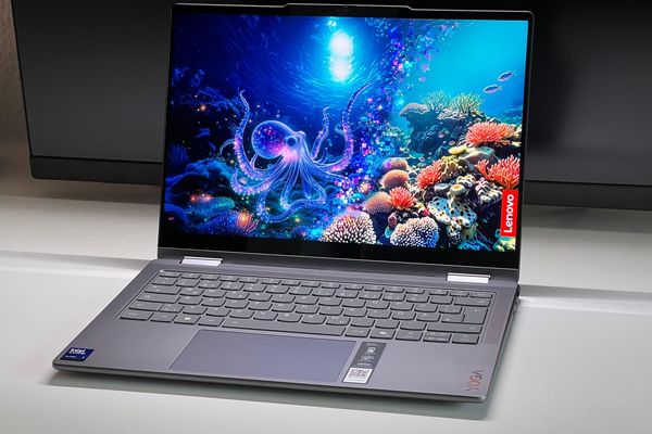 Lenovo Yoga 7 14 with Lunar Lake Processor: A Premium Convertible at a Discounted Price
