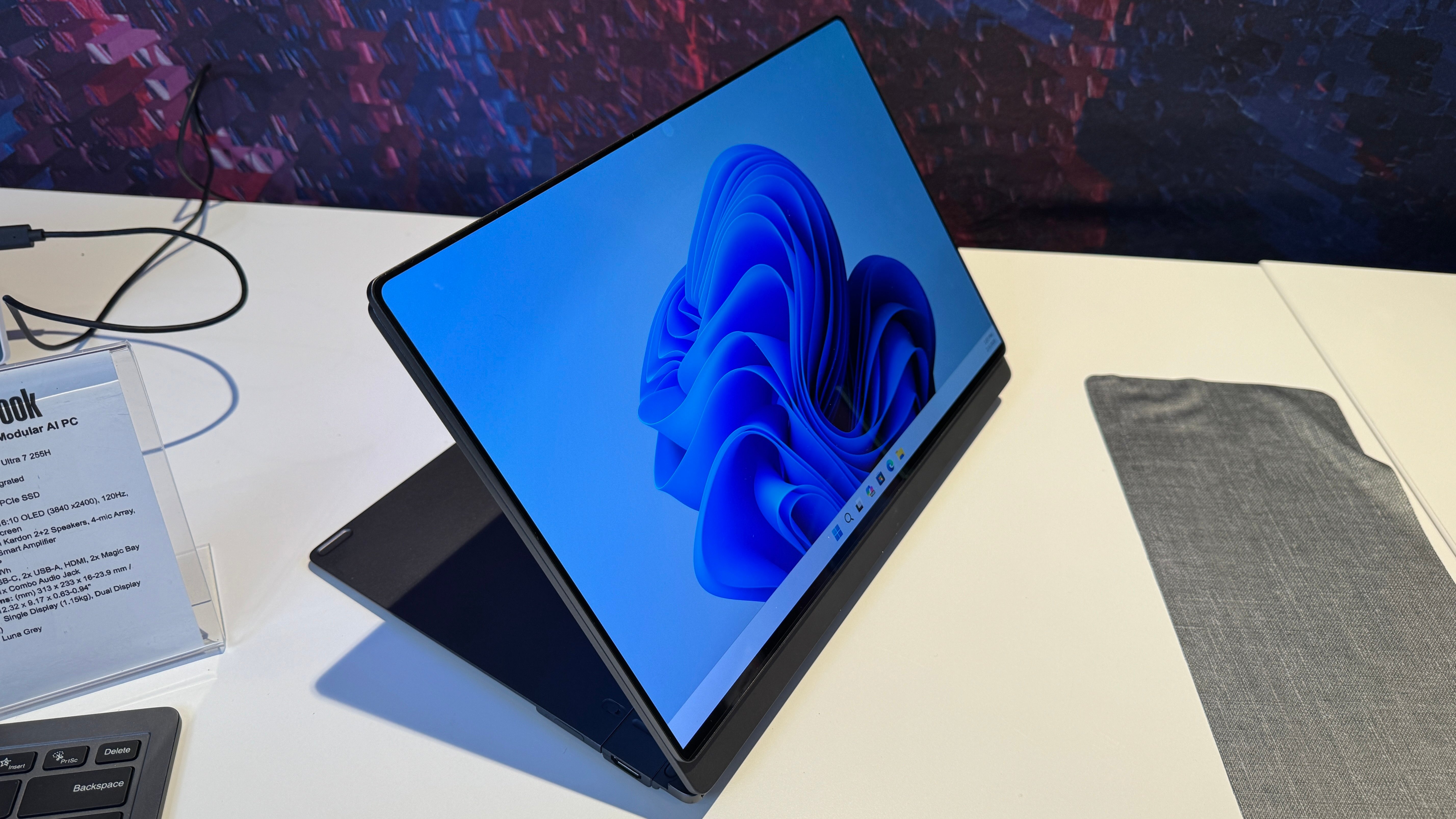 Lenovo ThinkBook Modular AI PC Concept