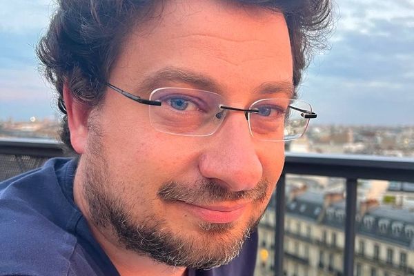 dav2d Takes the Helm for AV2 Decoding – A Community‑First Approach