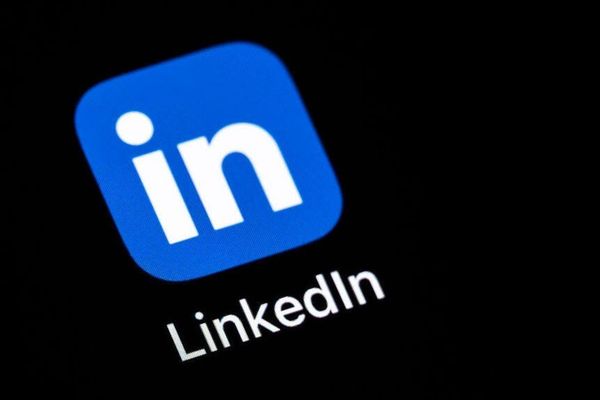 LinkedIn's Verification Crackdown: Ending Resume Inflation and Recruitment Scams