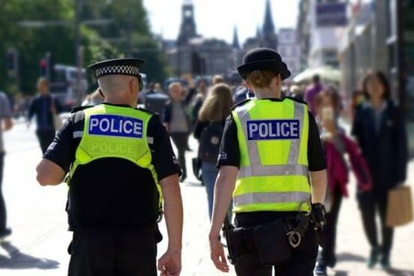 London Police's Facial Recognition Trial Sparks Privacy Debate Despite High Arrest Rate