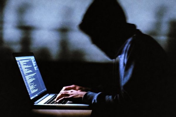 Malicious NuGet and npm Packages Target Developers with Data Theft and Backdoors