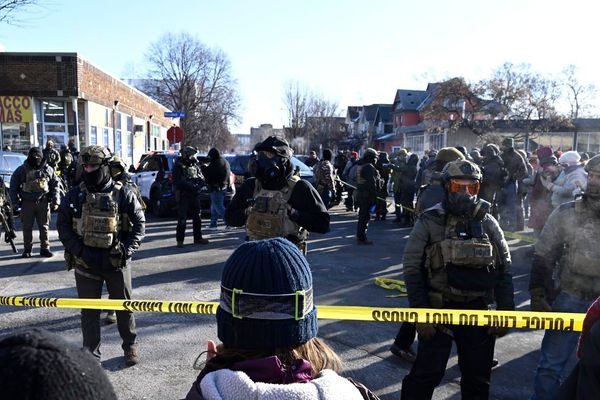 Federal Agents Fatally Shoot Man in South Minneapolis Confrontation