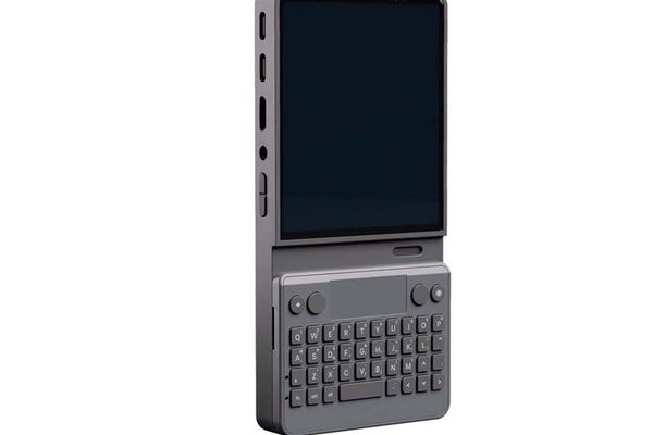 Mecha Comet: Open-Source Handheld Launches with DIY Spirit and Modular Potential