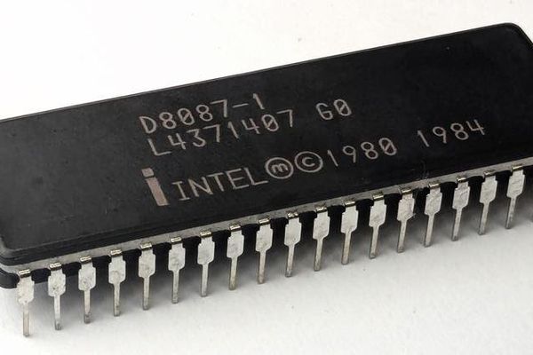 Inside the Intel 8087: How the FXCH Instruction Is Implemented in Microcode