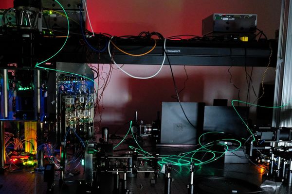 Microsoft's MOSAIC Technology: MicroLED Optical Cables Promise 50% Energy Savings by 2027