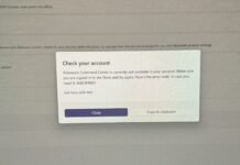 Windows 11 0x803F8001 error