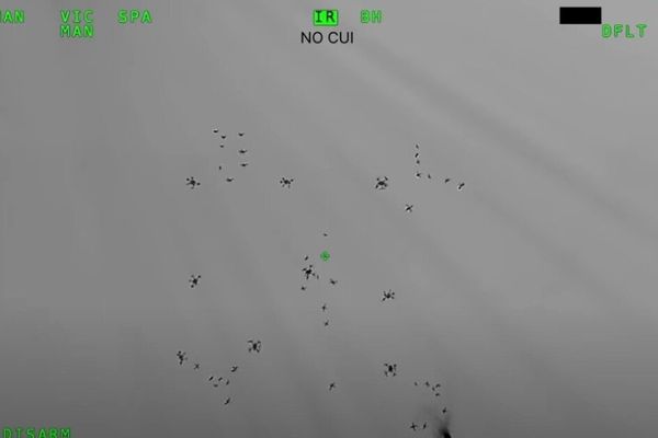 Microwave Defense Milestone: Epirus' Leonidas Weapon Neutralizes 49-Drone Swarm in Single Pulse