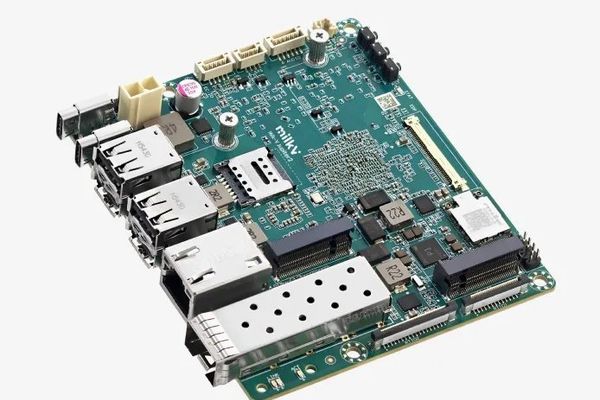 Milk-V Jupiter2 is mini PC with a SpacemiT K3 RISC-V processor