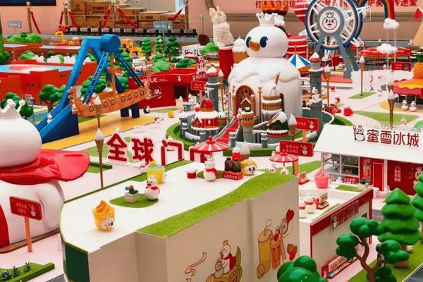 Mixue Ice Cream & Tea's Theme Park Hiring Spree Sparks Speculation About Branded Entertainment Expansion