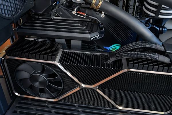 Modder Pushes Rare 20GB RTX 3080 Ti Past 550W with Liquid Metal Cooling
