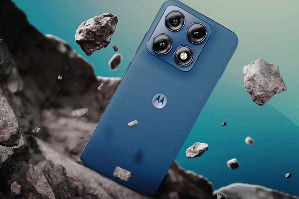 Motorola Edge 70 Pro: Mid-Range Powerhouse with Massive Battery and Triple Camera Setup