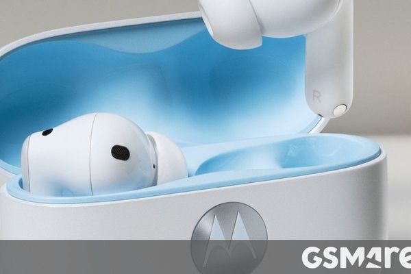 Motorola's Moto Buds 2 Plus TWS Earphones Leak: Vertical Design and Bose Audio Tuning Revealed