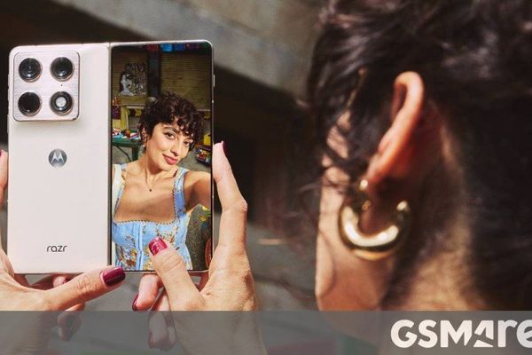 Motorola Razr Fold officially revealed with €2,000 price tag, launches April 13