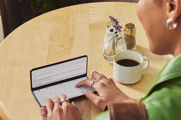 Motorola's razr fold brings book-style folding to the premium market