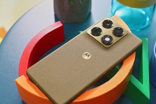 Motorola Signature Review: A Flagship That Delivers