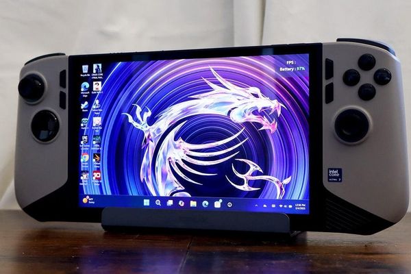 MSI Claw 8 AI+ Review: A High-Performance Handheld That Challenges Gaming Laptop Dominance