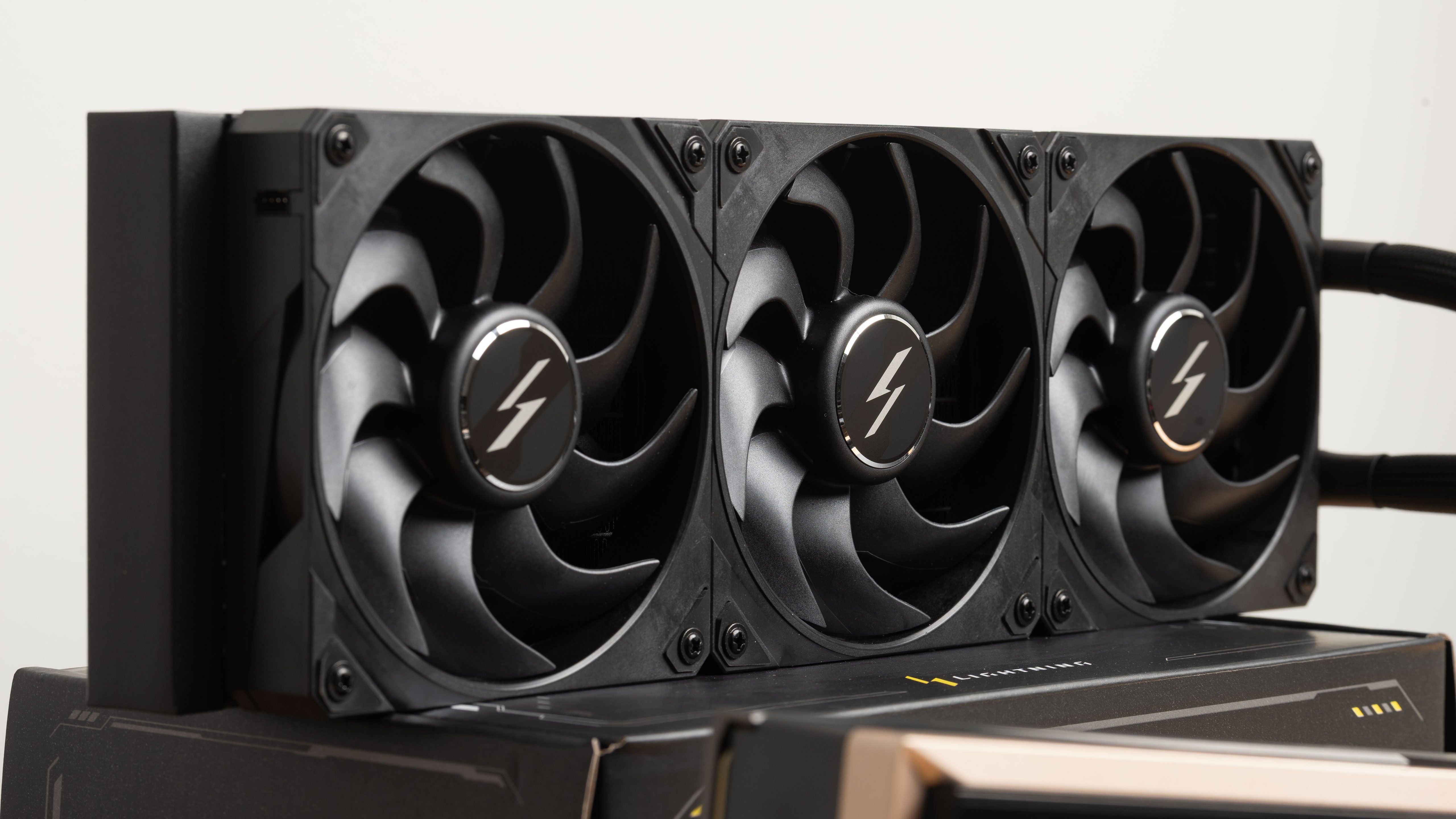 MSI GeForce RTX 5090 Lightning Z