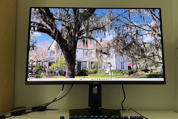 MSI MPG 322UR QD‑OLED X24 Review – 32‑inch 4K Panel Delivers 240 Hz, True‑Black OLED and Pro‑Level Color Accuracy