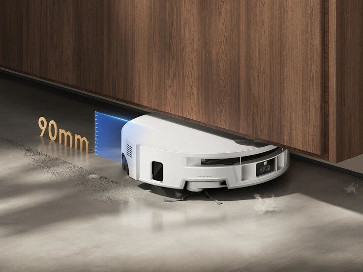 The Mova S70 robot vacuum and mop