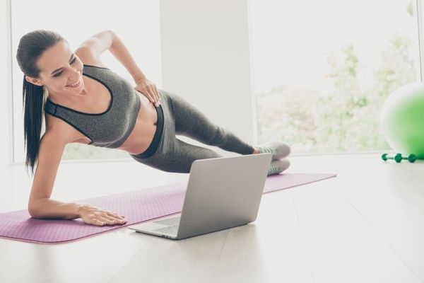 Novice Admin Solves Persistent Server Crisis After Veterans Fail, Prompting Boss's Career Change