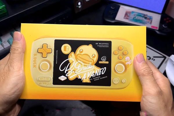 Ayaneo Pocket Air Mini B.Duck Edition Surfaces With Gradient Design