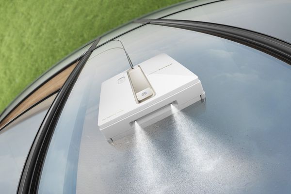 Dreame Pano 10 Station Brings Heated Water and Corner‑Reach to Home Window‑Cleaning Robots