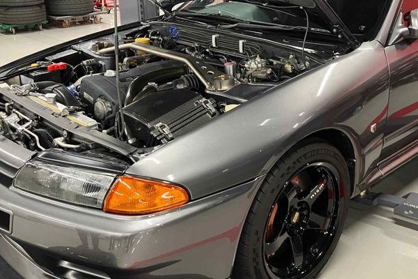 Nissan and Honda Rev Up Classic Car Restoration Services Amid 80s-90s Revival