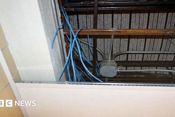 Prison Work Program Backfires as Inmates Build Hidden Computers from Recycled Parts