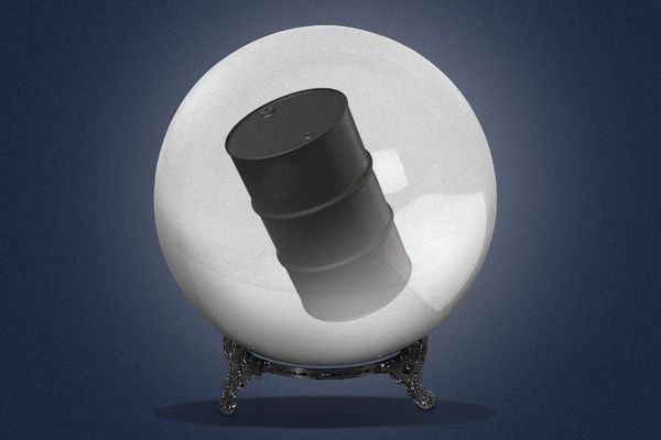 Oil Prices Surge as Geopolitical Tensions Threaten Middle East Supply