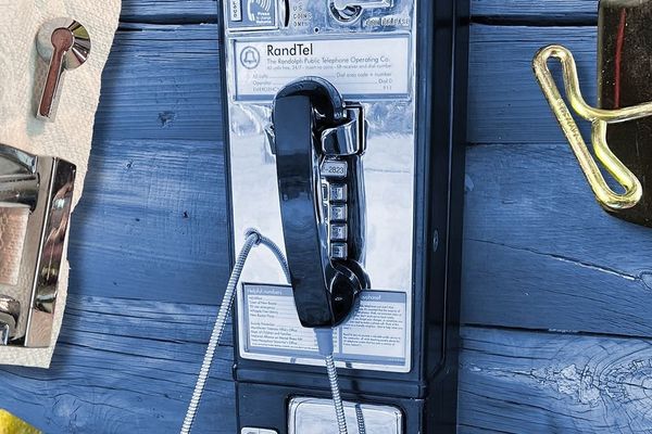 Old Payphones Get Modern VoIP Upgrade