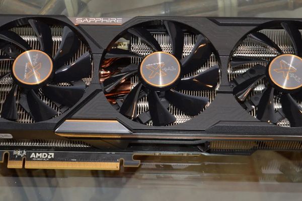 Valve Extends Modern Graphics Capabilities to Legacy AMD GPUs with DRM Format Modifiers