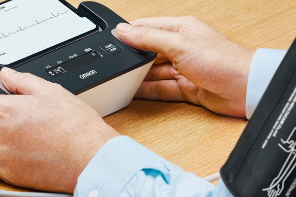Omron Expands AI-Powered ECG Diagnosis to India Through Singapore Partnership