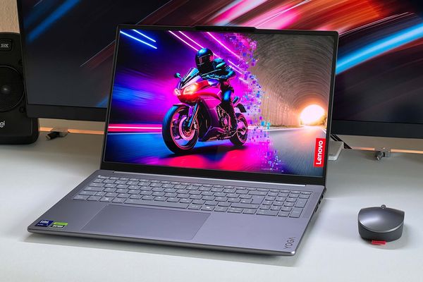 Open-box Lenovo Yoga Pro 9i with 2.8K OLED, Core Ultra 9 285H, 32 GB RAM discounted to around $1,100