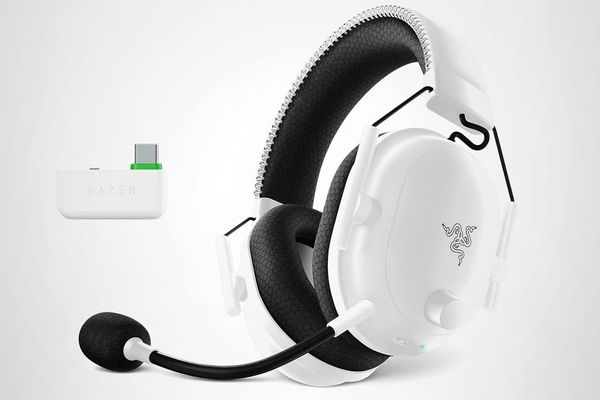 Razer BlackShark V2 Pro (2023) Drops to $100 in Limited-Time Deal, Offering Premium Audio at Half Price