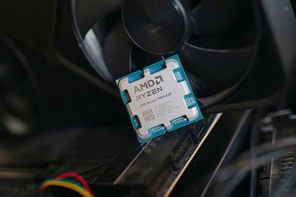 Ryzen 7 9800X3D Matches 9850X3D Performance with Simple PBO Settings