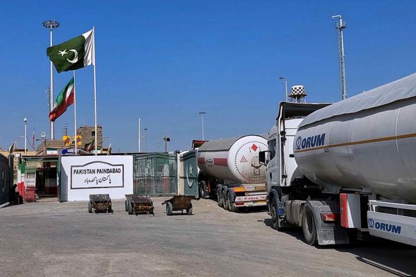 Pakistan Reduces Gwadar Port Fees to Capture Iran Transit Trade Amid Regional Conflict