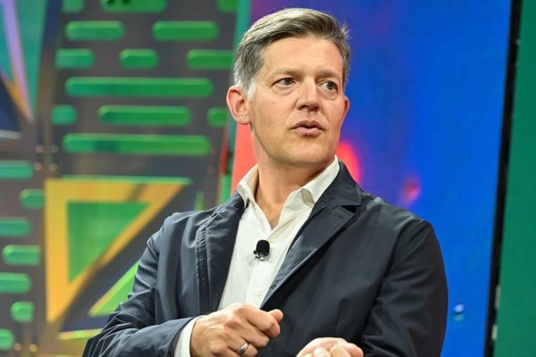 SpaceX adds Roelof Botha to board as investors watch audit controls