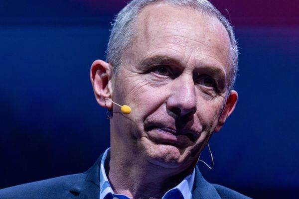 PayPal pulls back from venture investing as Lores tightens focus