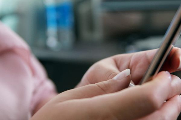 Phreeli: The Privacy-First Mobile Carrier That Requires Only a ZIP Code