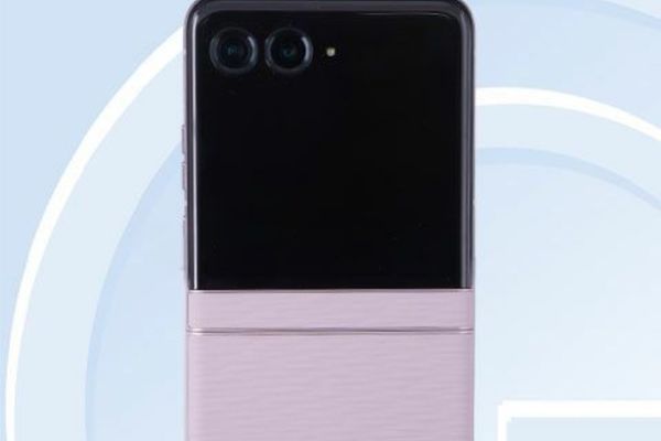 Motorola Razr 70 Foldable Leaked: Familiar Design, New Camera Specs